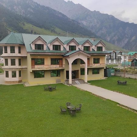 Hotel Sheen Srīnagar Exterior foto